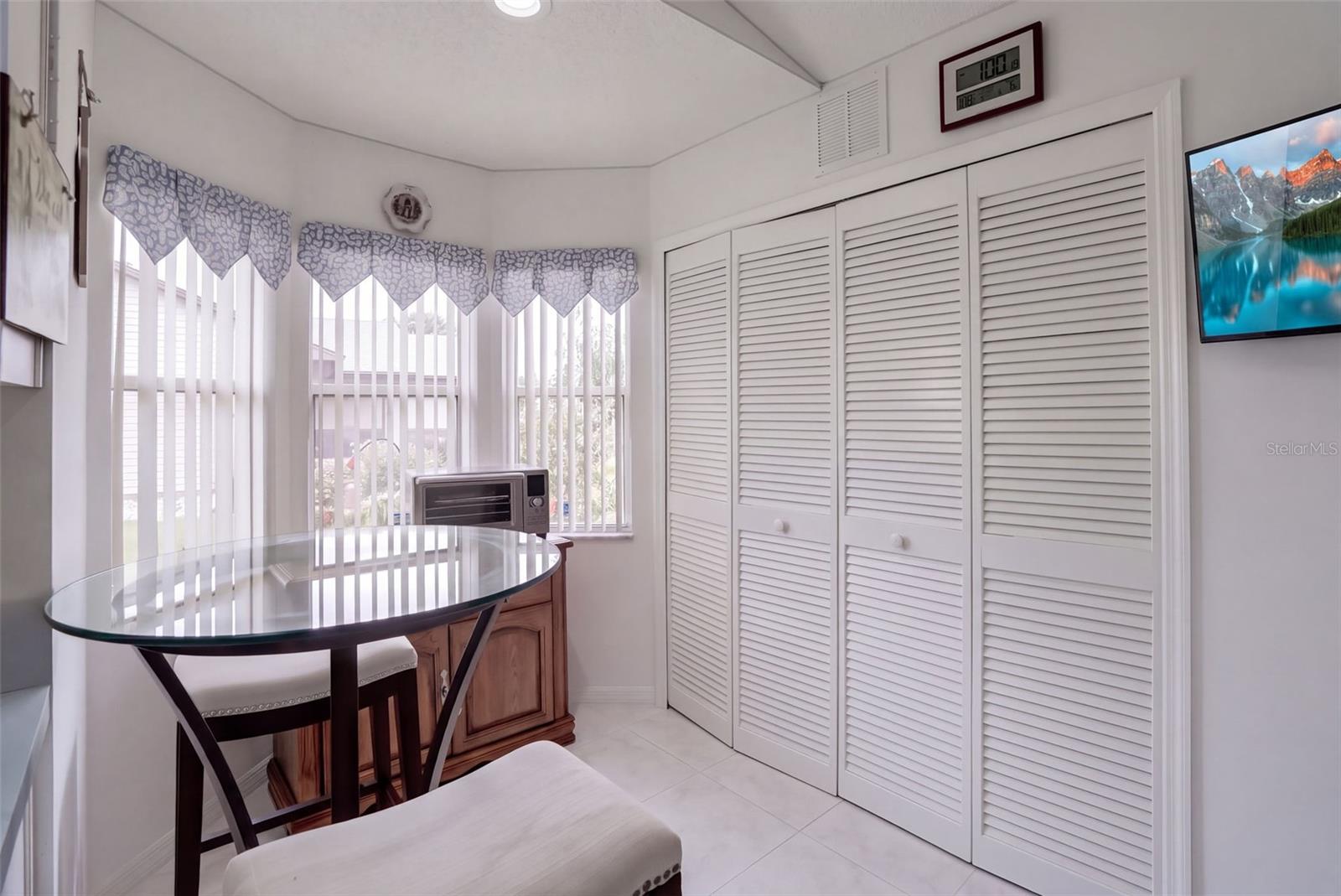 26162 Newcombe Cir Property Photo 14