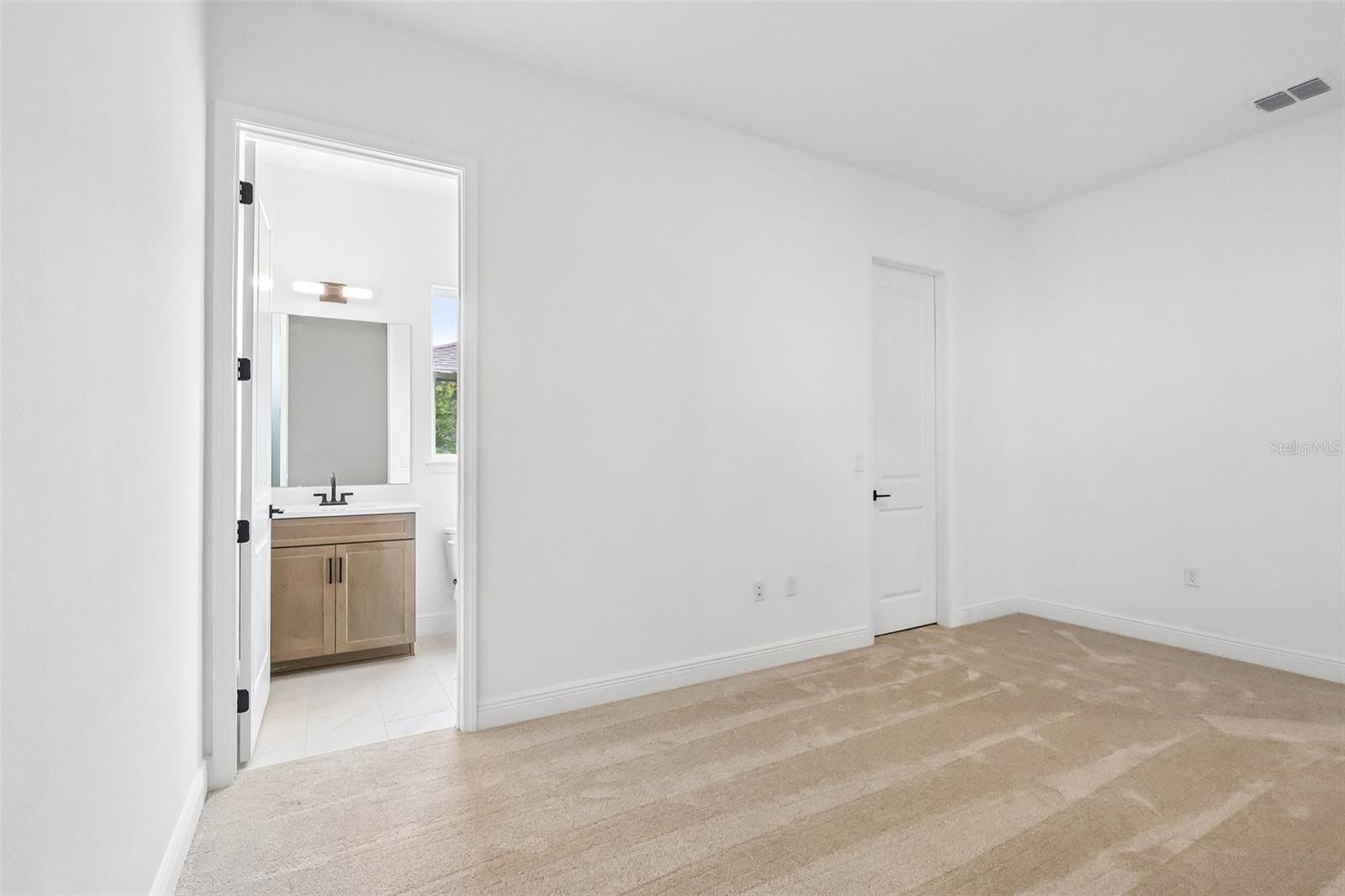 10240 Fiddley Aly Property Photo 20