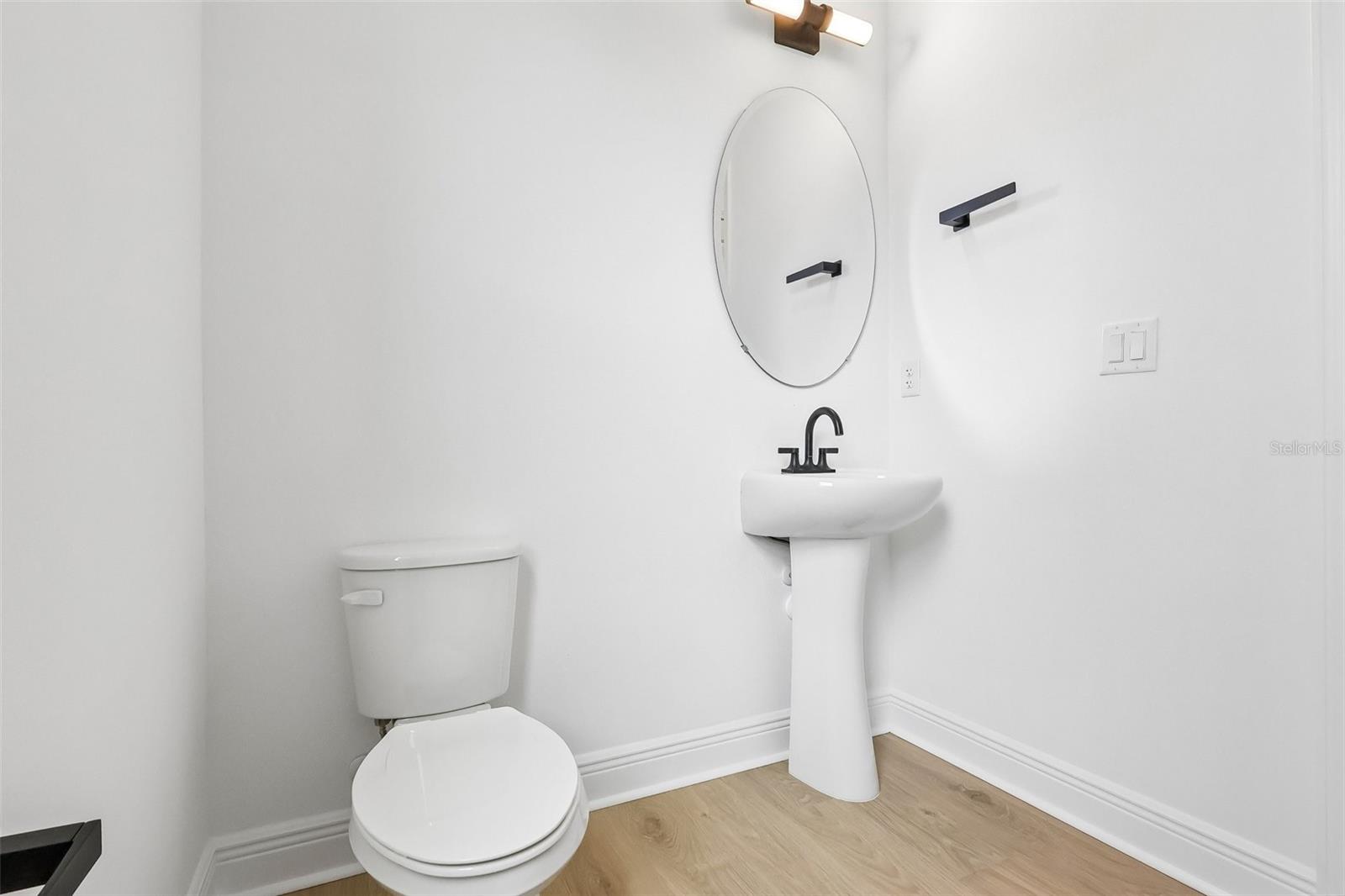 10240 Fiddley Aly Property Photo 22