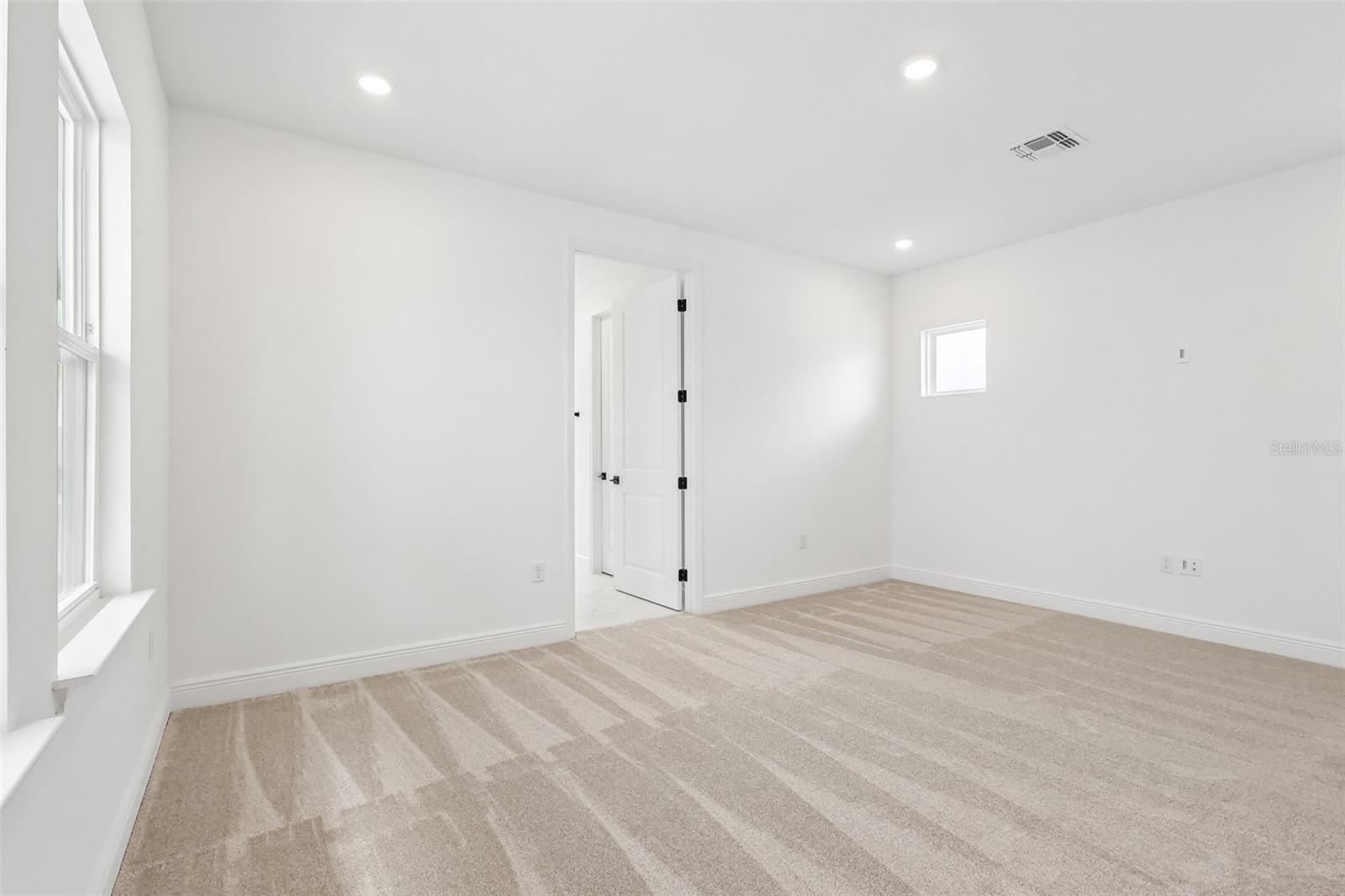 10240 Fiddley Aly Property Photo 24
