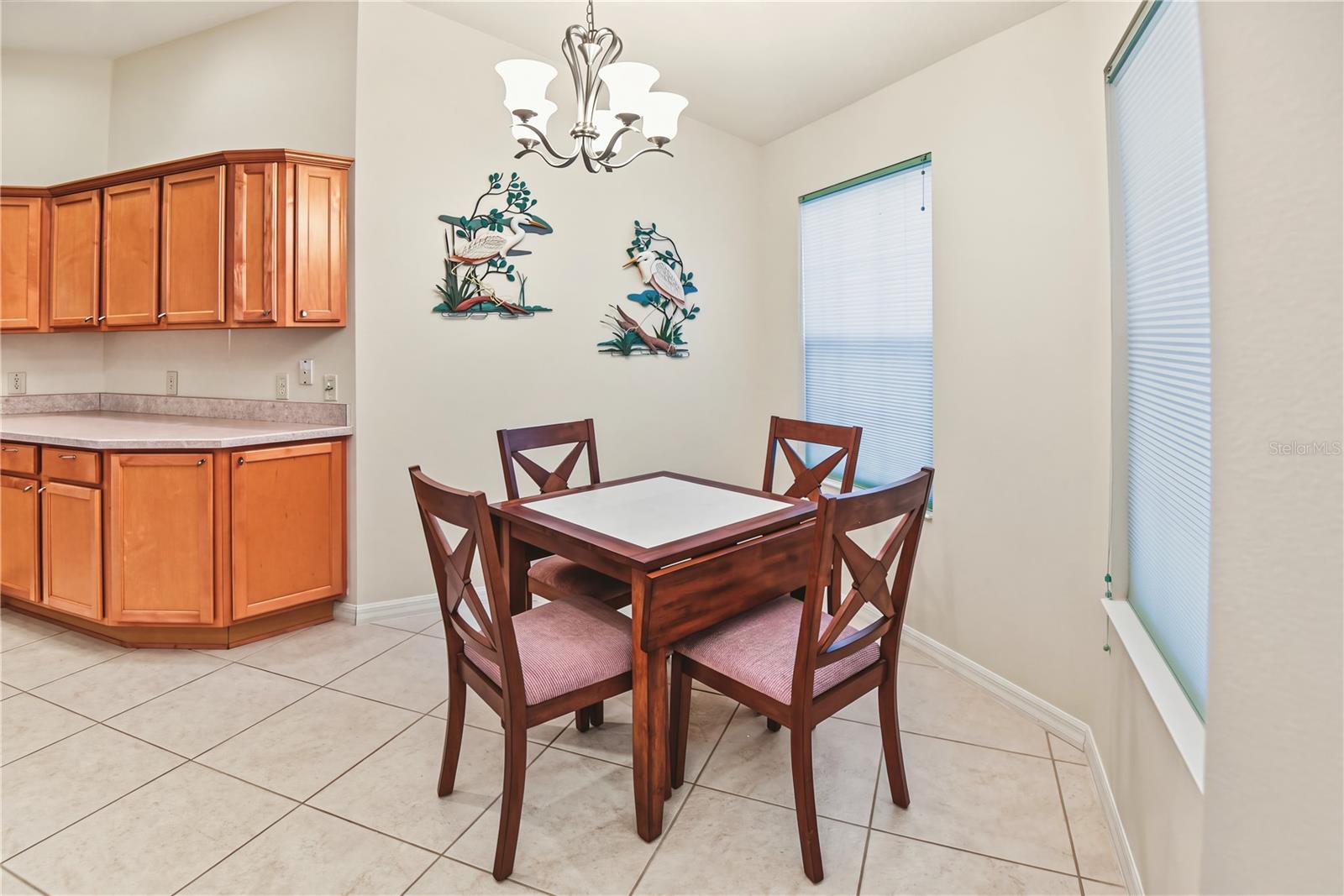 1073 Alcove Loop Property Photo 2