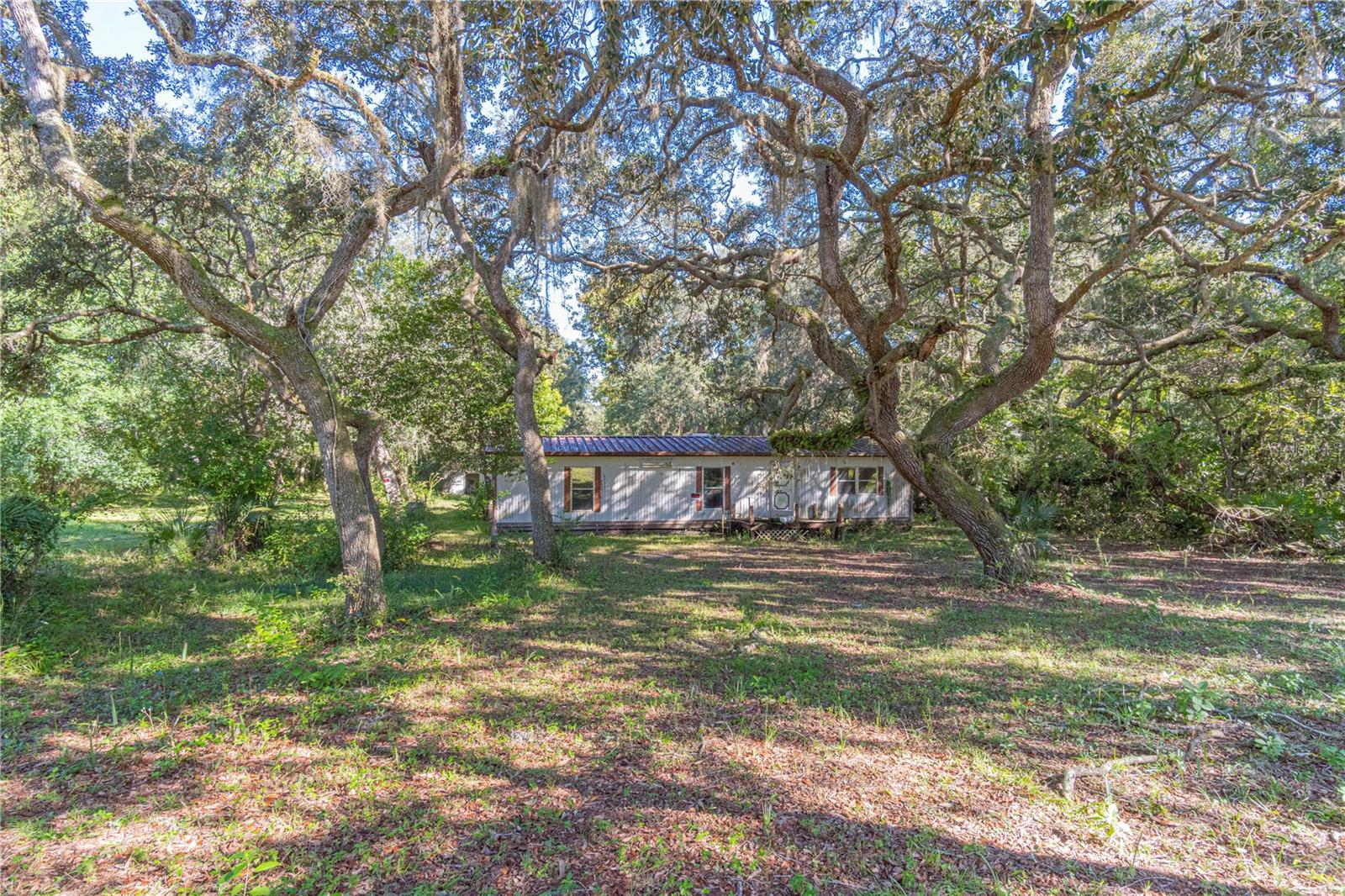 11713 E Hawk Ln Property Photo 1
