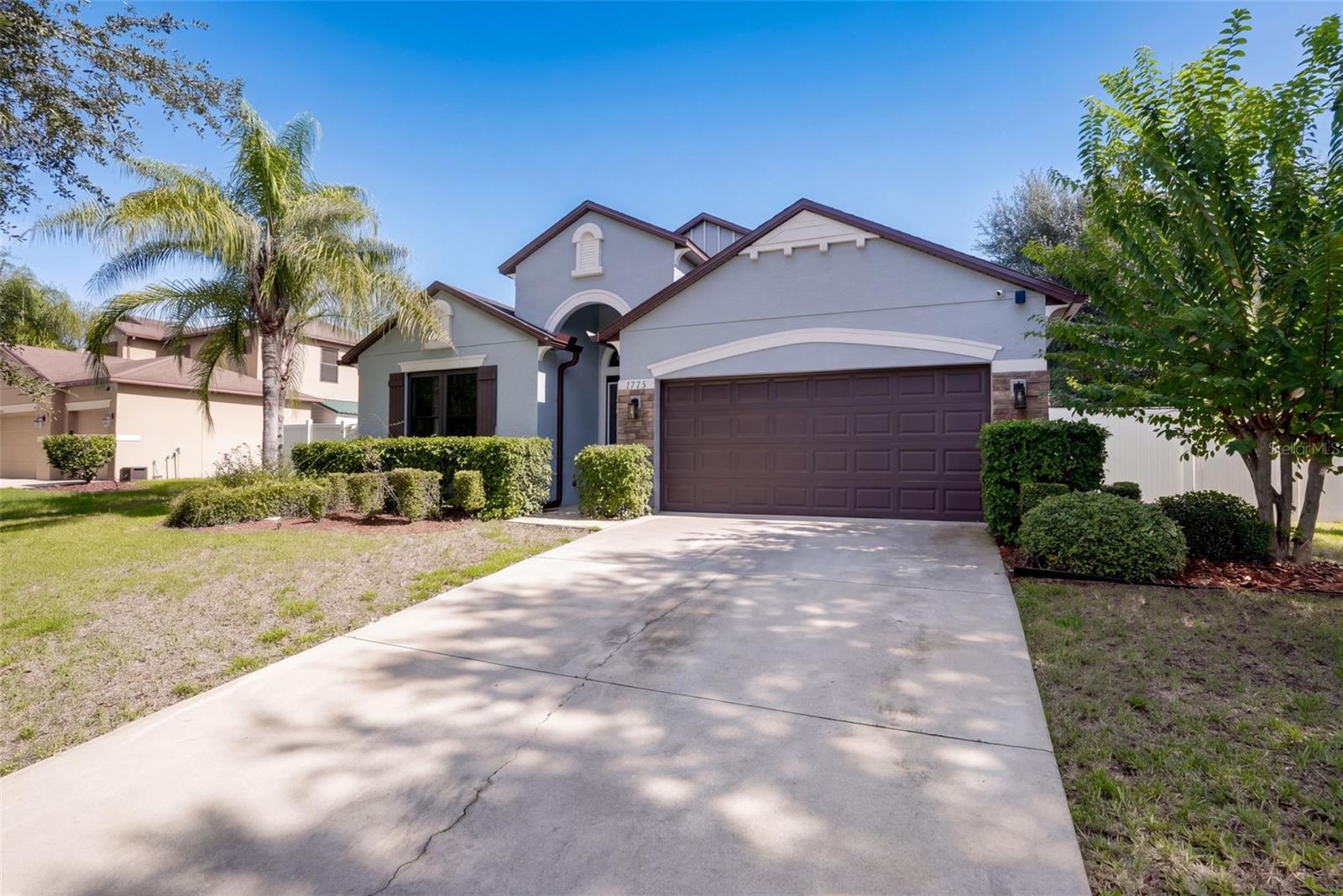 1773 Waterside Oaks Dr Property Photo 3