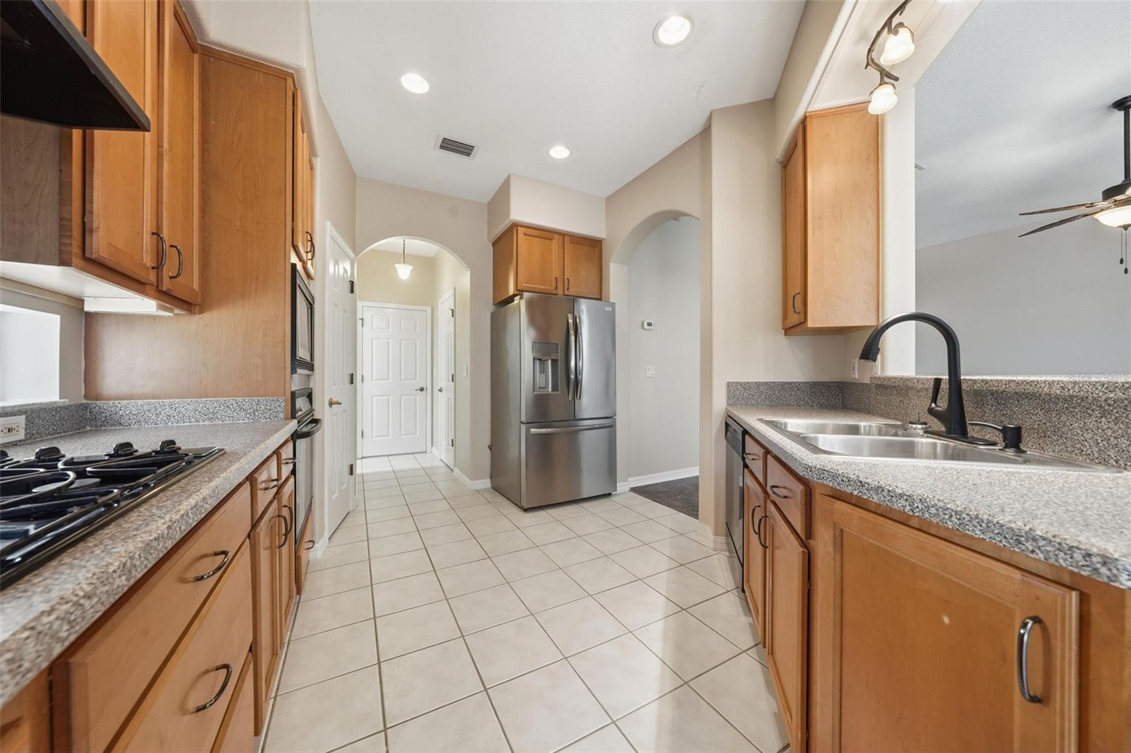 2852 Cape Horn Ct Property Photo 22