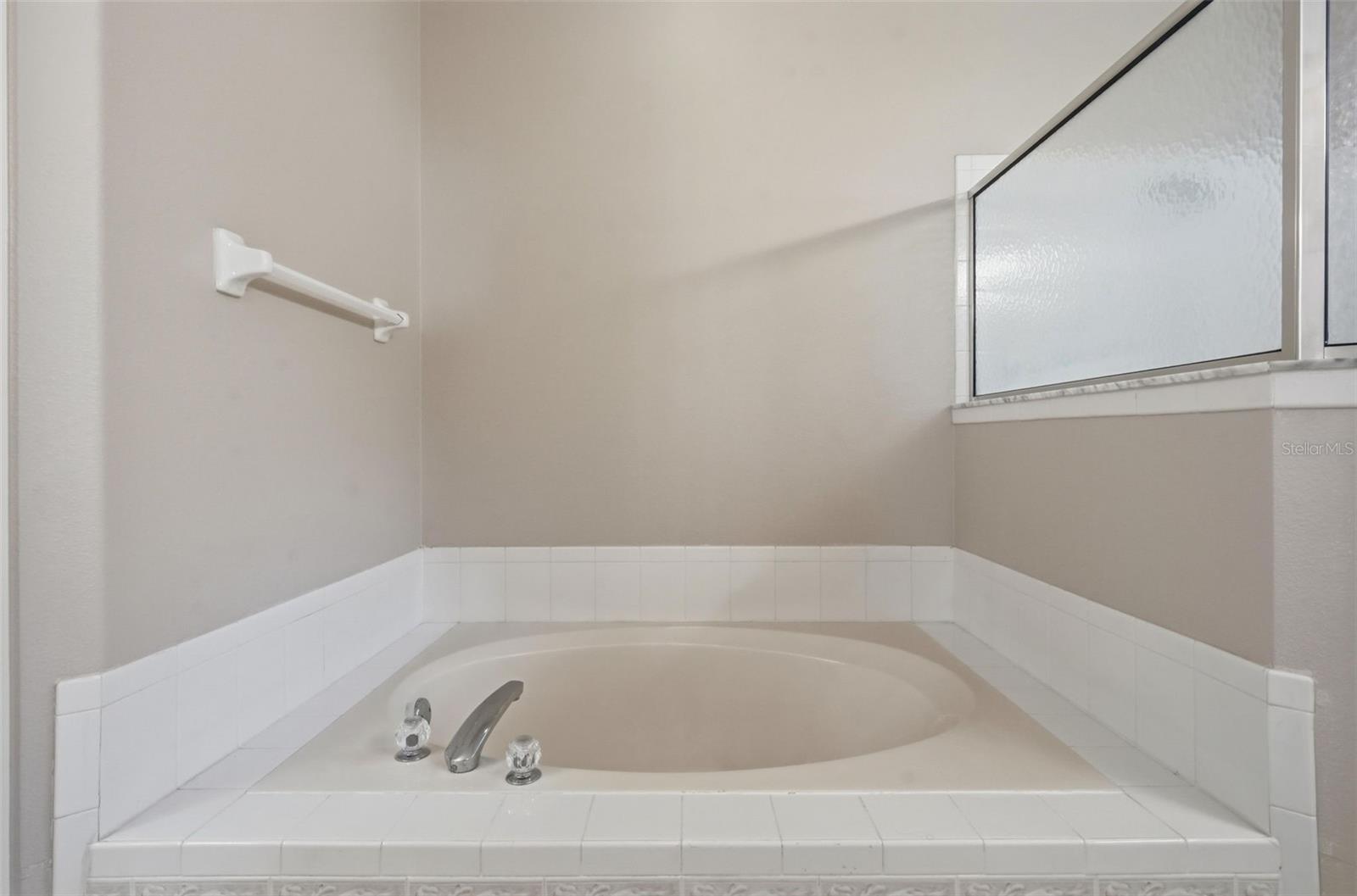 2852 Cape Horn Ct Property Photo 37