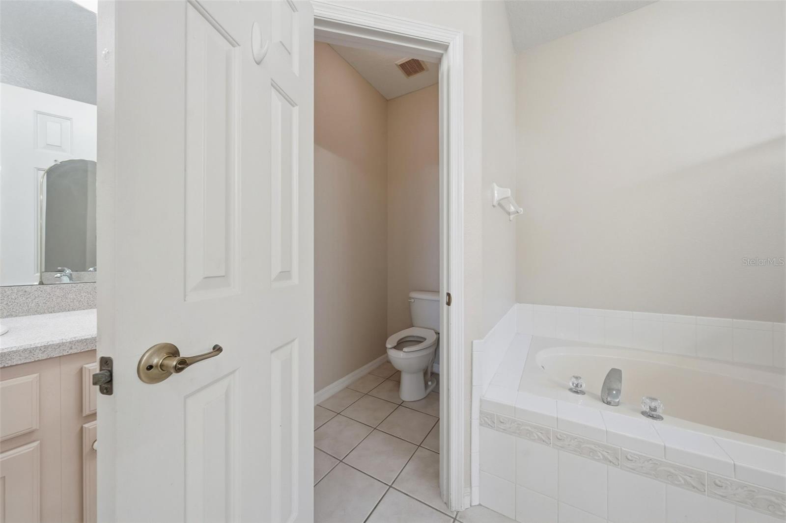 2852 Cape Horn Ct Property Photo 39