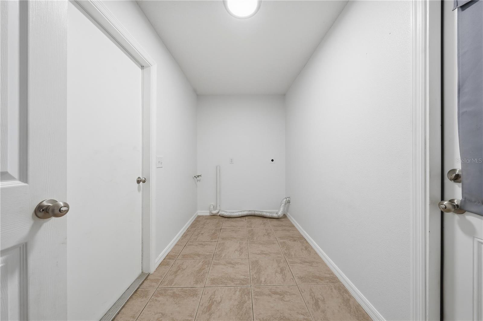 1160 7th St Property Photo 25