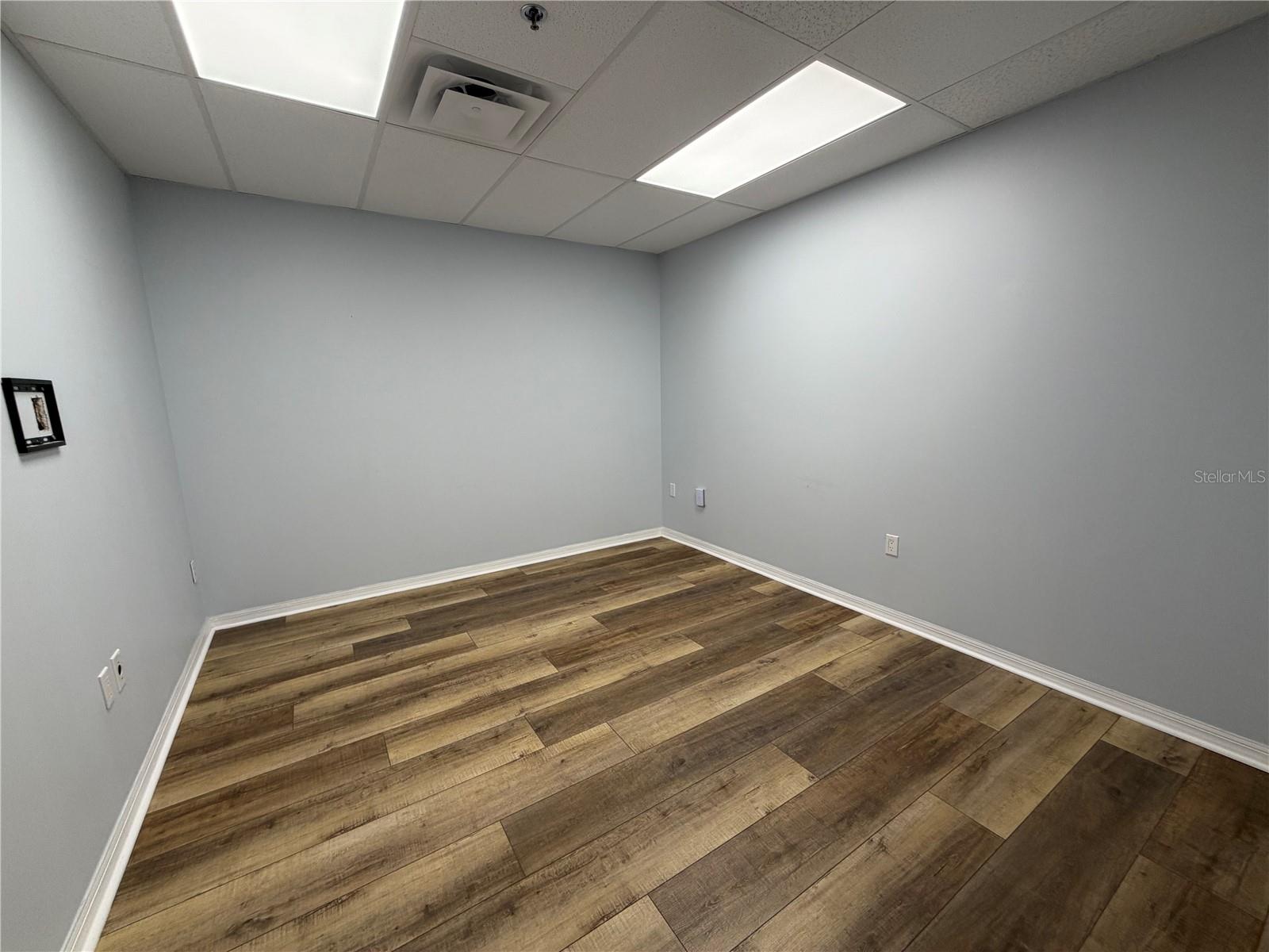 1002 S Dillard St #110 Property Photo 13