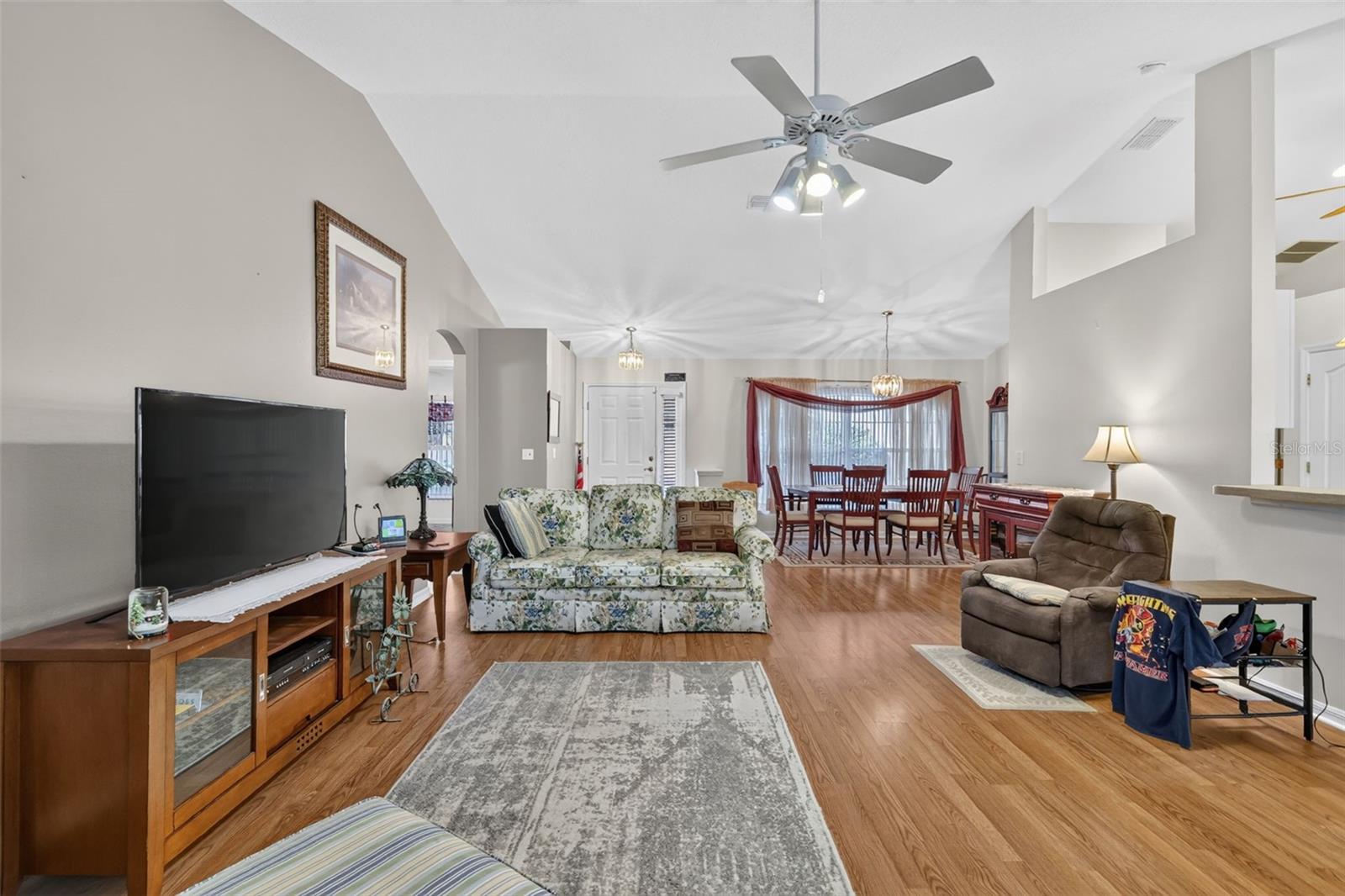 10449 Regal View Loop Property Photo 4