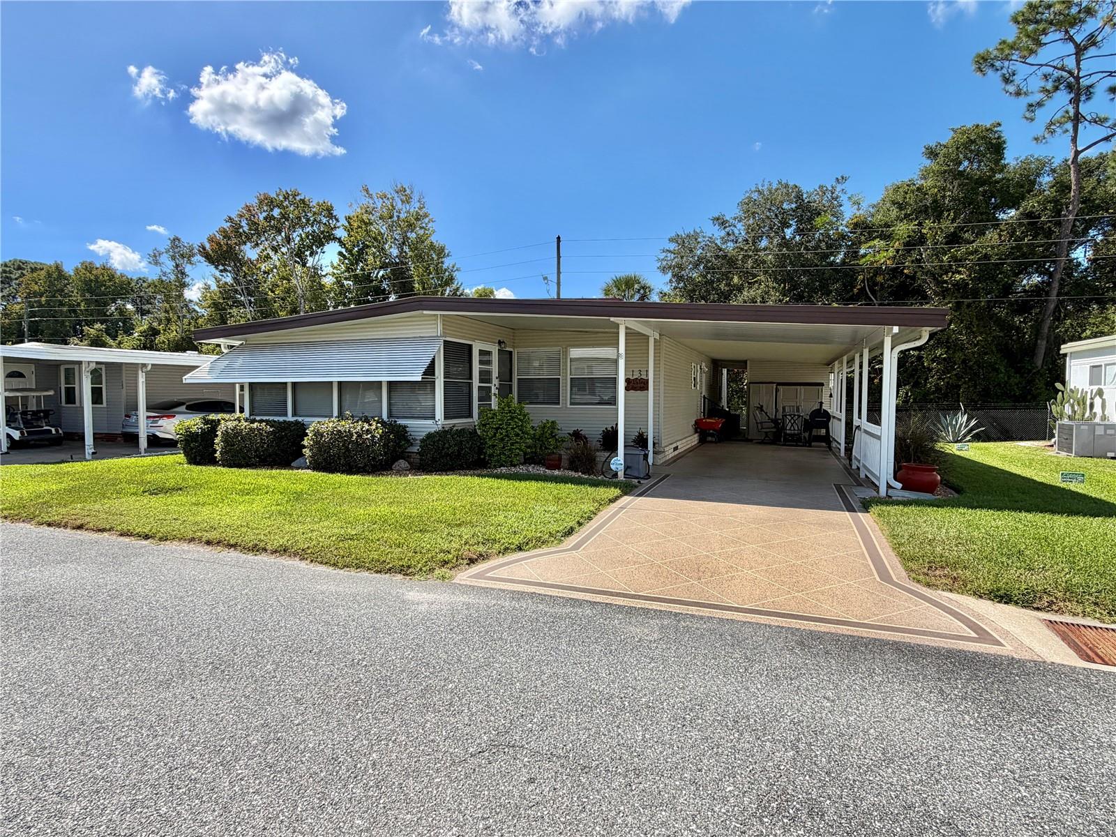 131 Bougainvillea Dr Property Photo 1