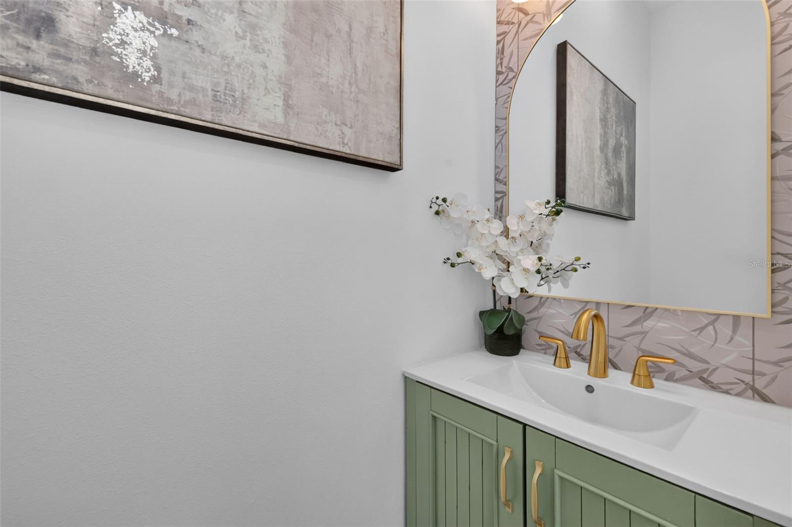 2461 Crescent Dr Property Photo 21