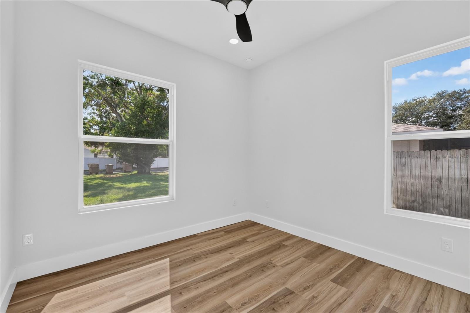 2461 Crescent Dr Property Photo 35