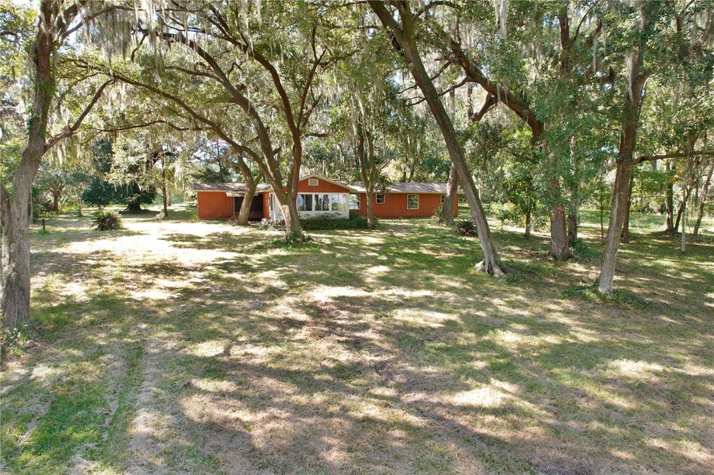 9817 Ne County Road 1469 Property Photo 1
