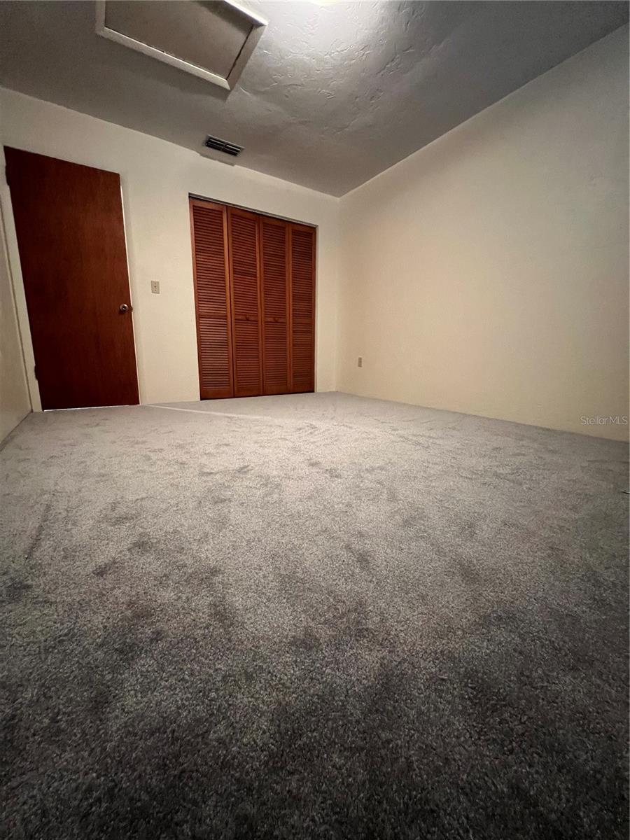 2626 Sw 31st Pl #b Property Photo 6