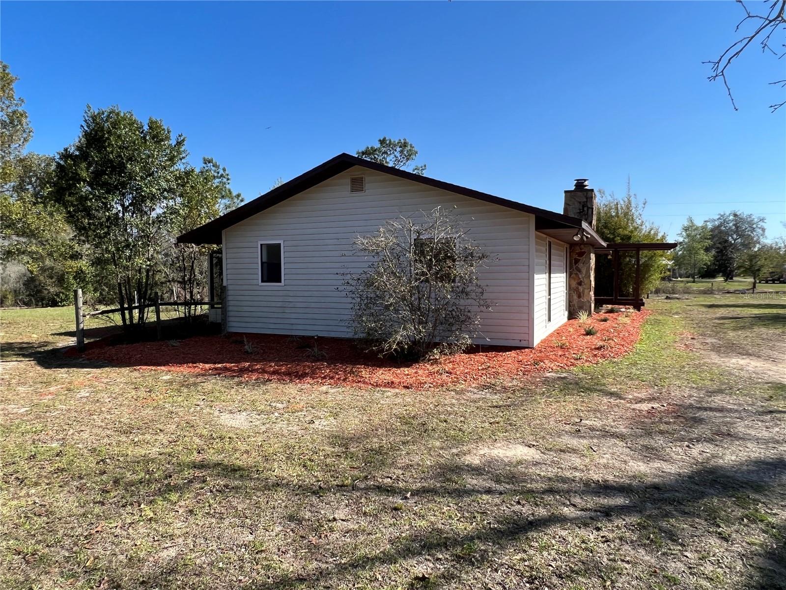 5091 Ne 103 Terrace Property Photo 4
