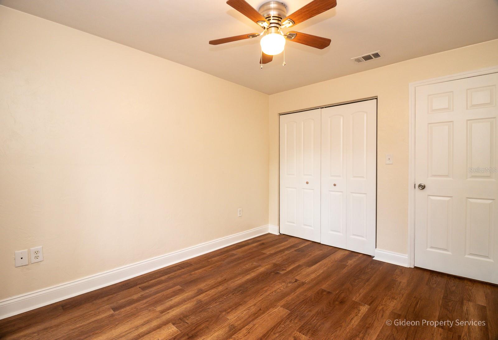 717 Sw 68th Terrace #b Property Photo 17