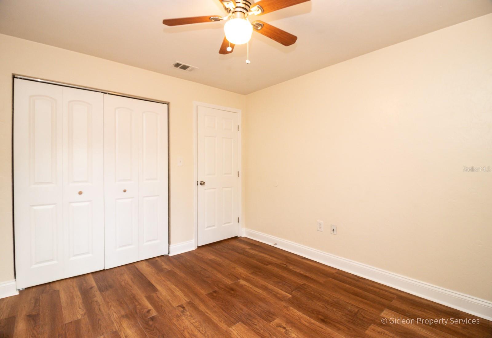 717 Sw 68th Terrace #b Property Photo 18