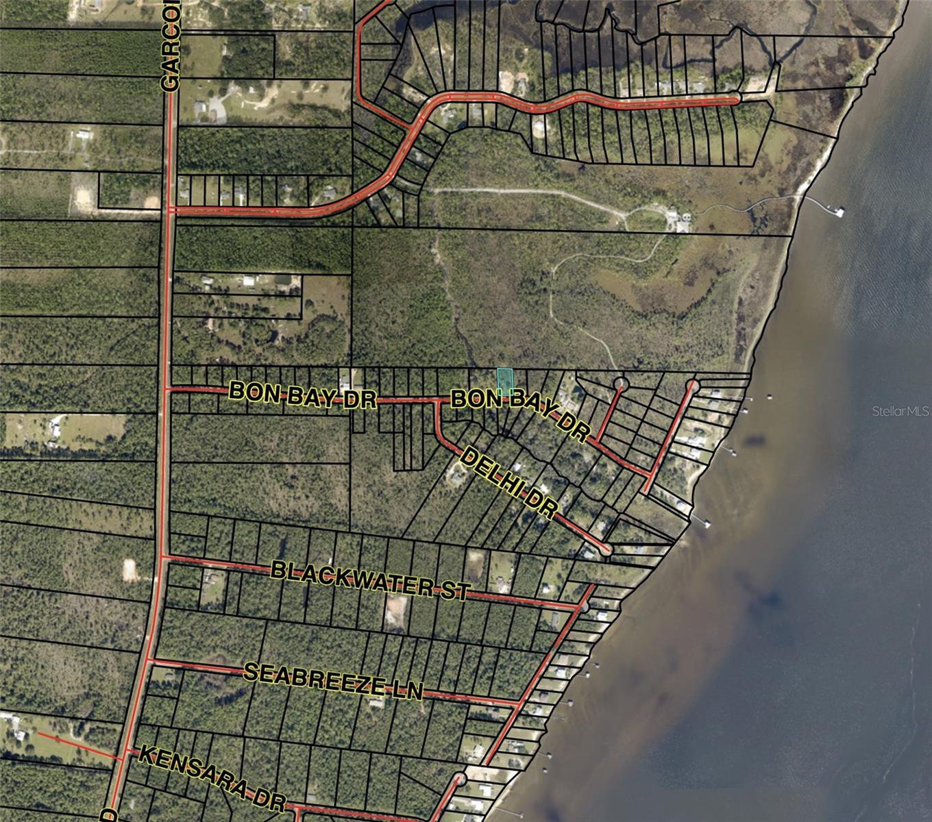 Bon Bay Dr Property Photo 3