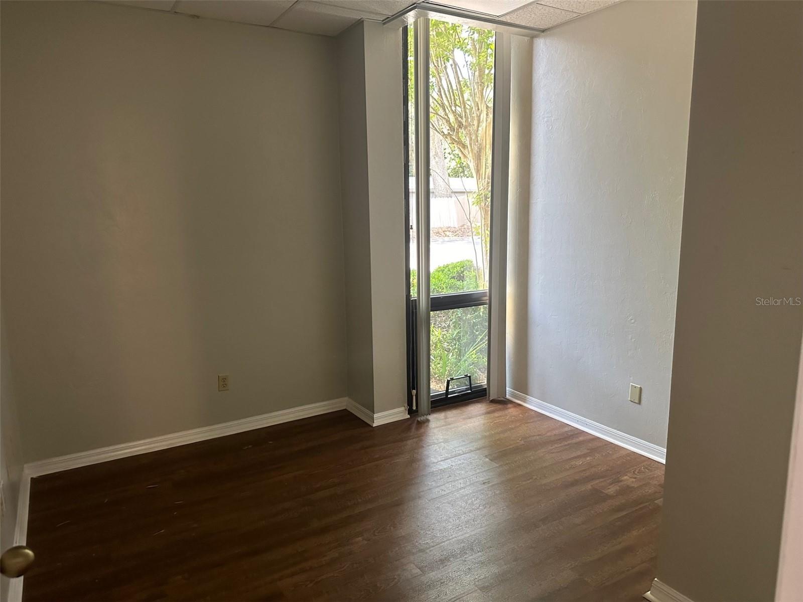 2770 Nw 43rd St #n Property Photo 9