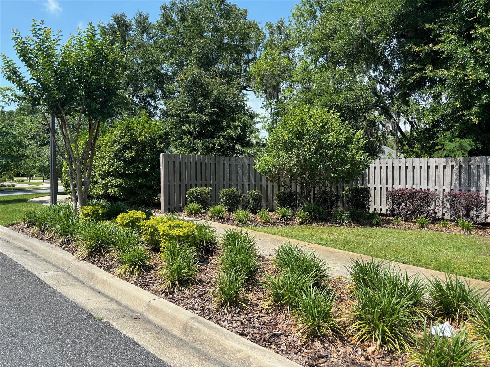 2148 Nw 50th Way Property Photo 3
