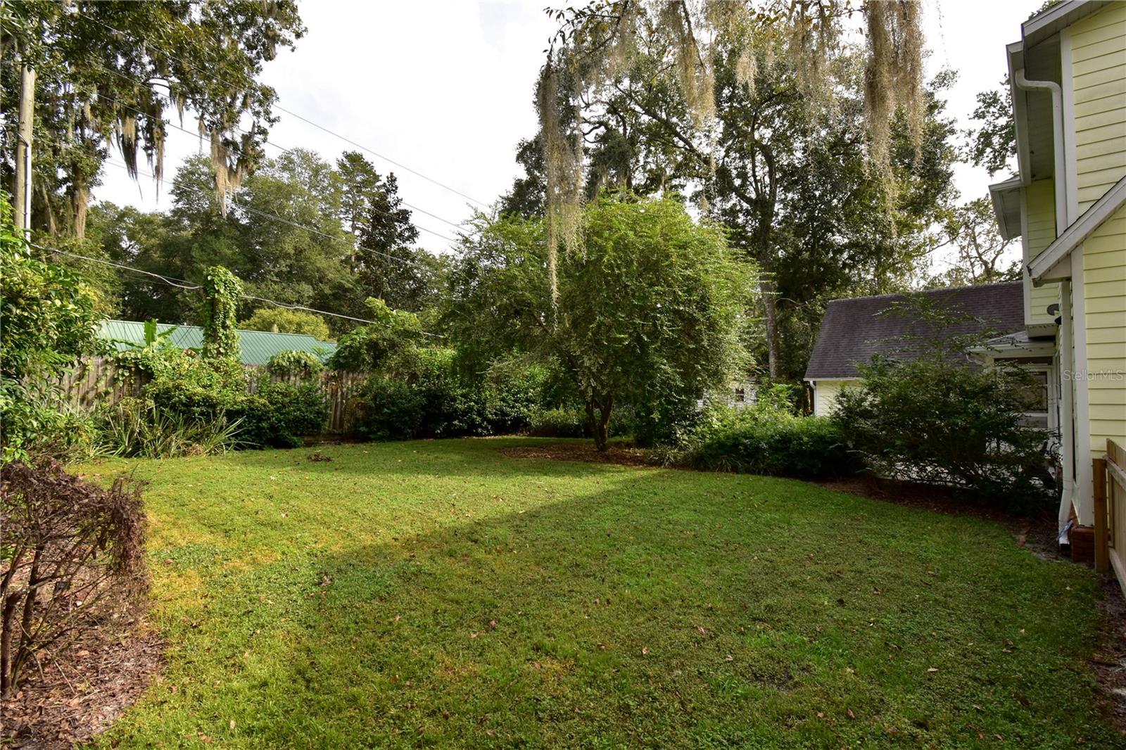 927 Nw 41st Dr Property Photo 30