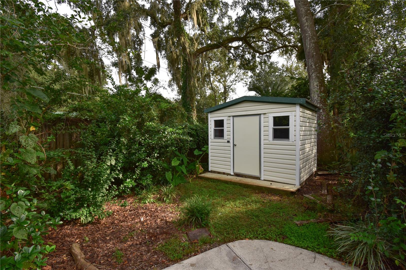 927 Nw 41st Dr Property Photo 31