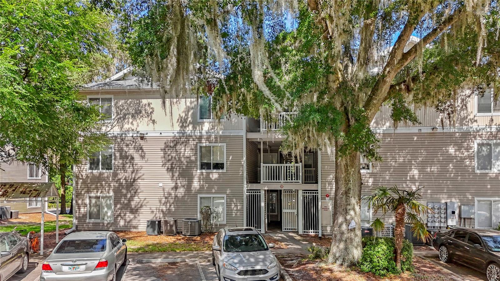 4000 Sw 23rd St #2-203 Property Photo 1