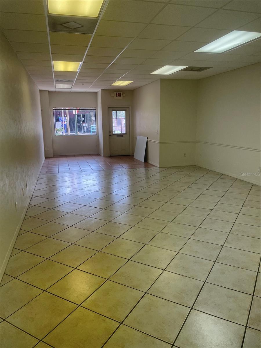115 E Call St Property Photo 5