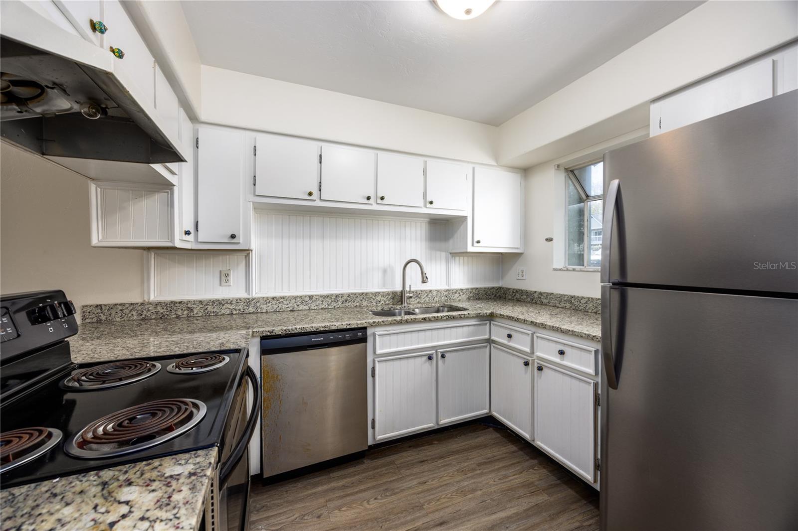 4411 Sw 34th St #908 Property Photo 4