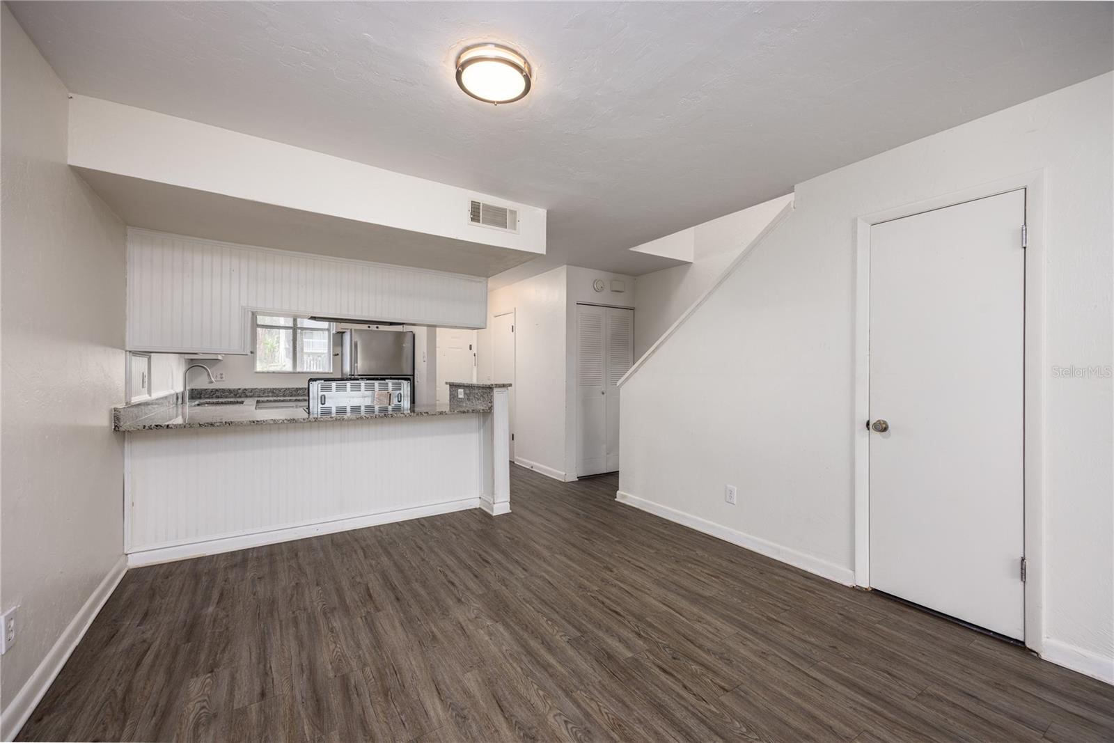 4411 Sw 34th St #908 Property Photo 8