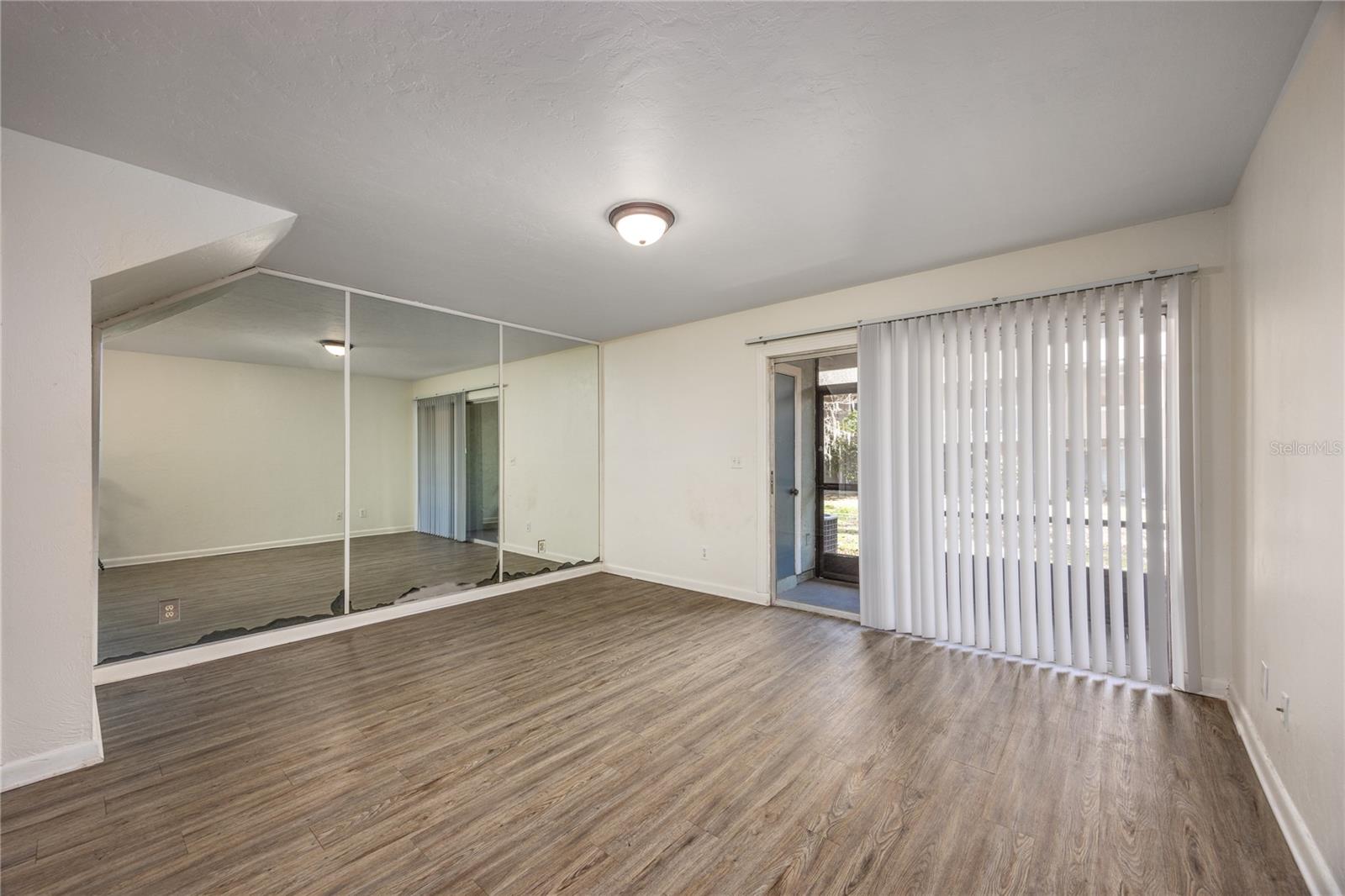 4411 Sw 34th St #908 Property Photo 9