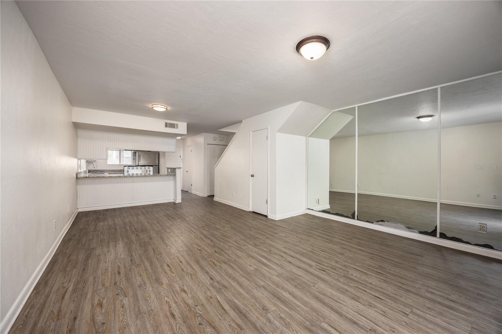 4411 Sw 34th St #908 Property Photo 11