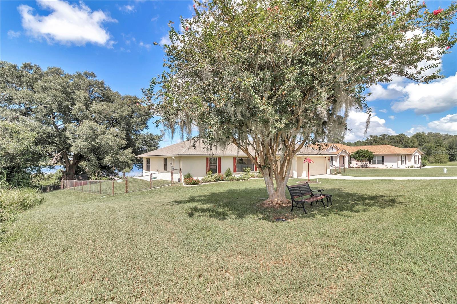 326 Oak Lane Dr Property Photo 8