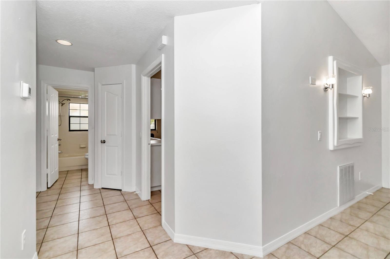 326 Oak Lane Dr Property Photo 17
