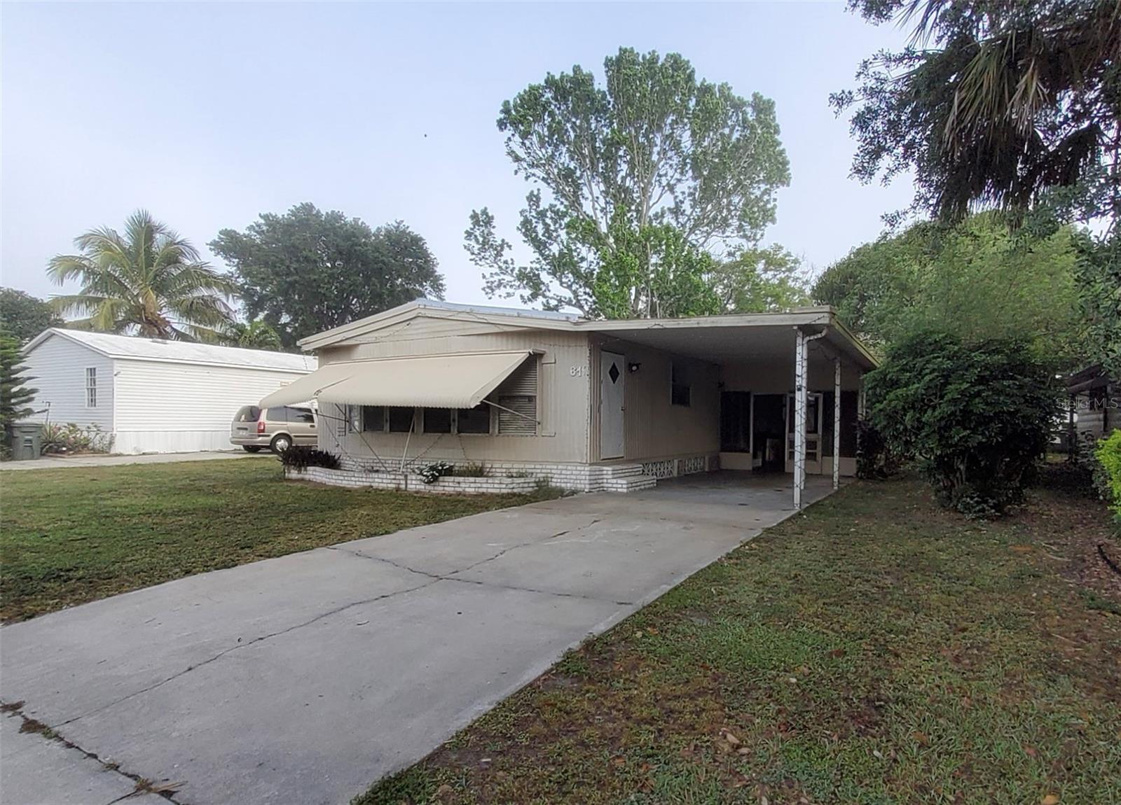 611 Sabal Ave Property Photo