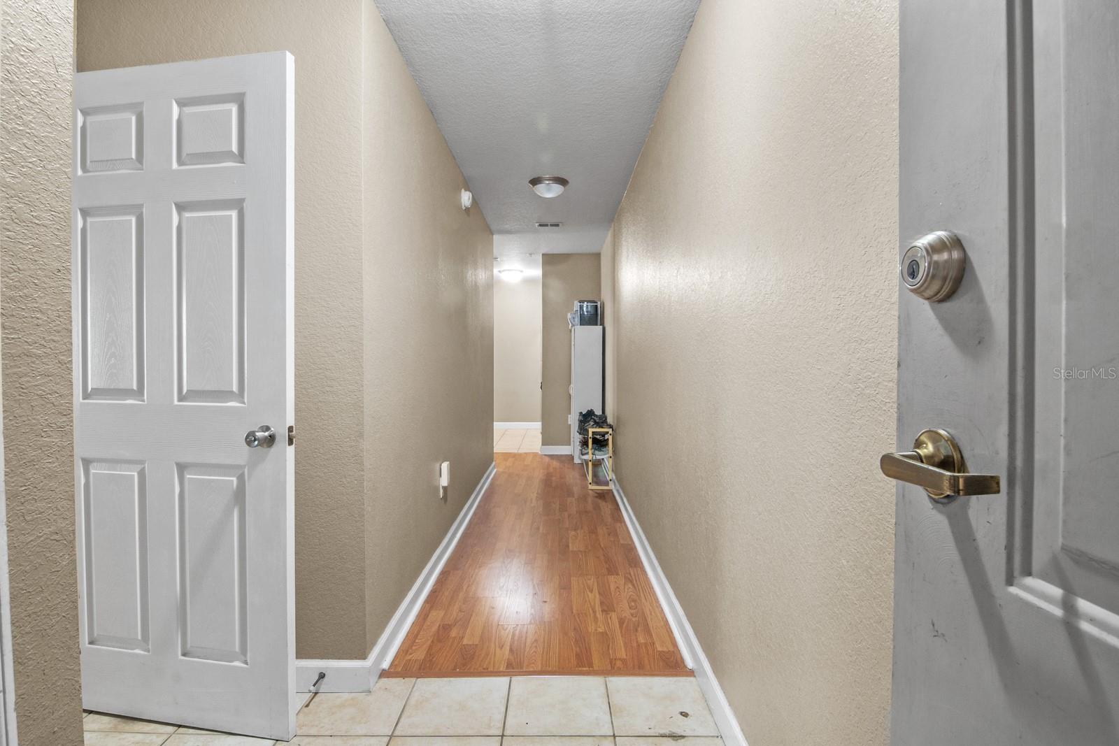 835 Sw 9th St #211 Property Photo 3
