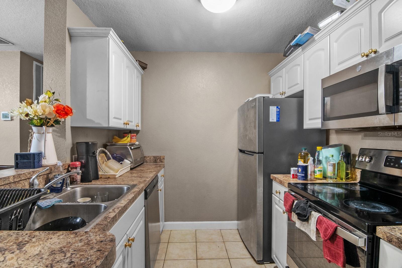 835 Sw 9th St #211 Property Photo 7