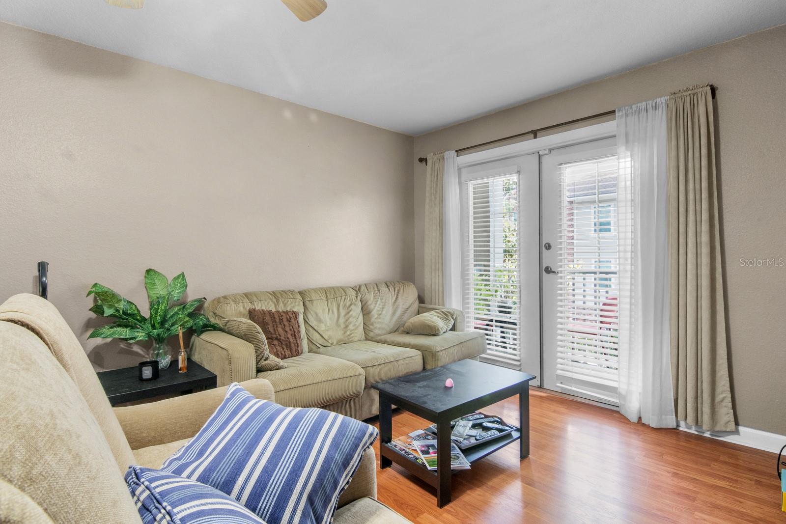 835 Sw 9th St #211 Property Photo 8