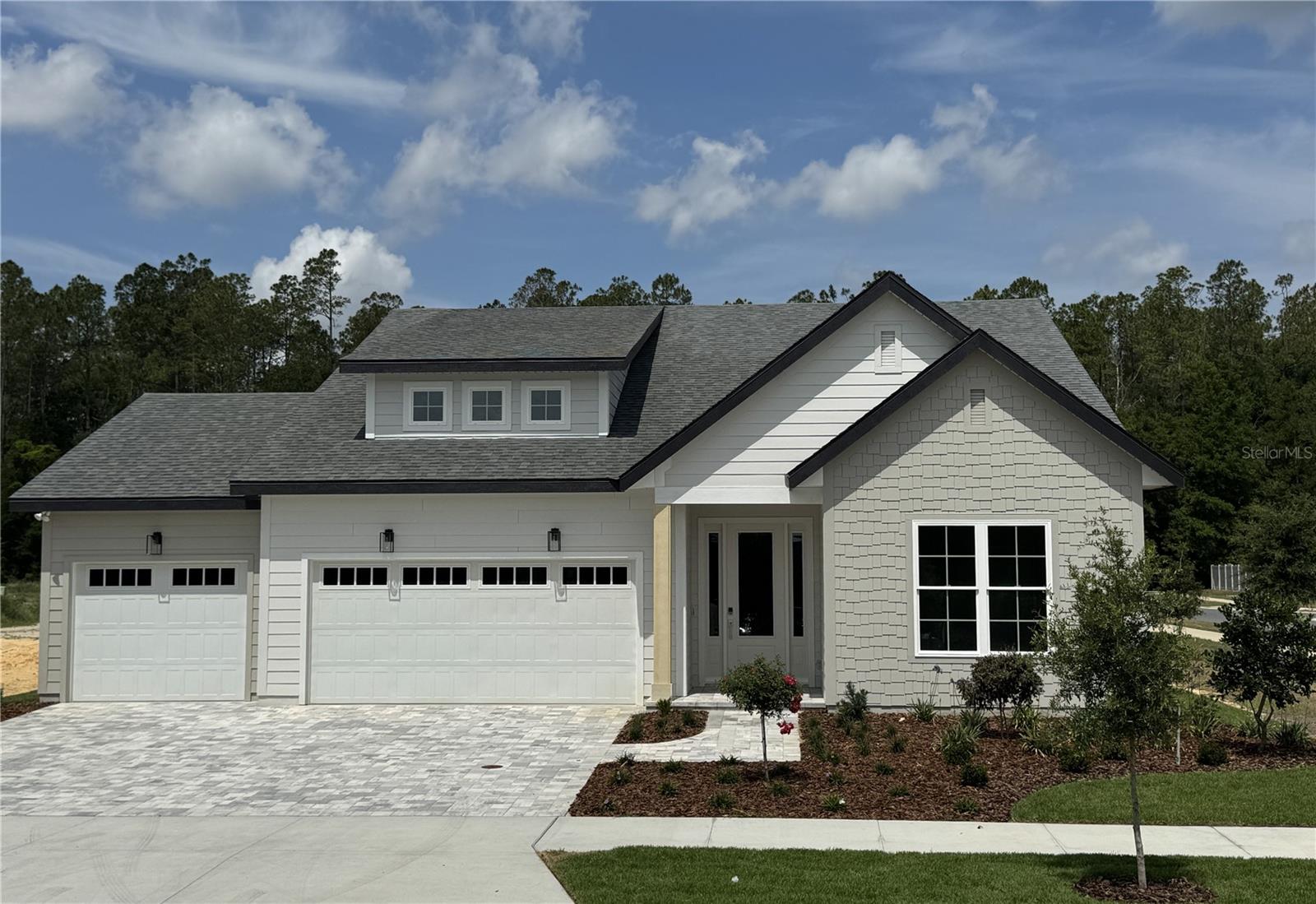 804 Sw 144th Dr Property Photo 1