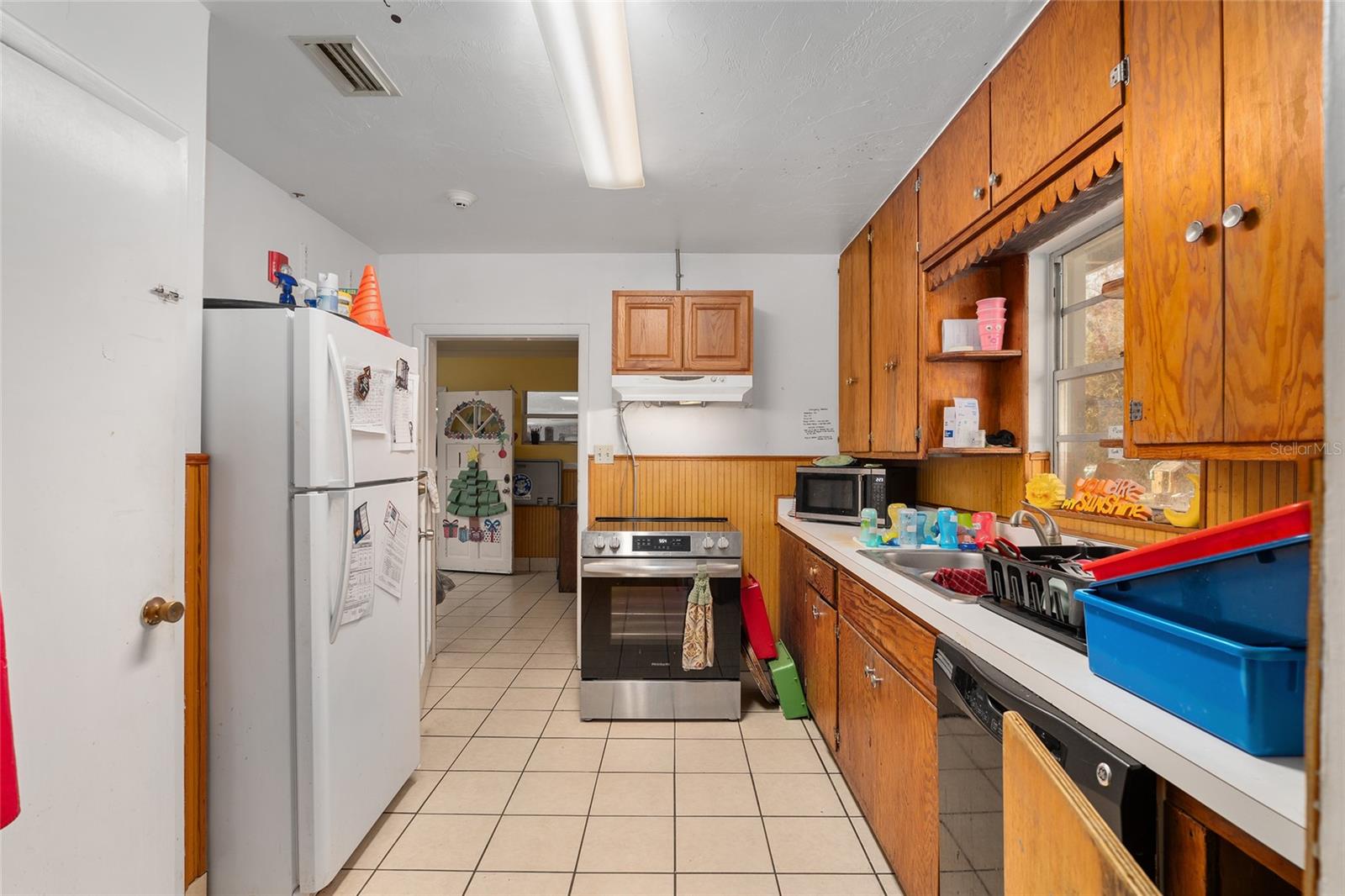 10228 N Division St Property Photo 10