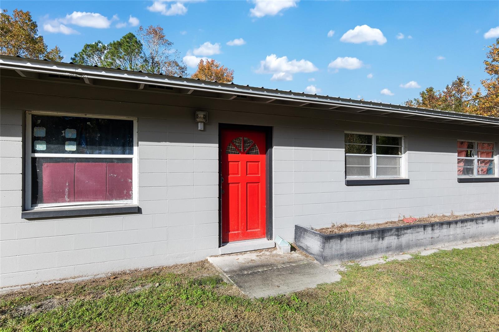 10228 N Division St Property Photo 17