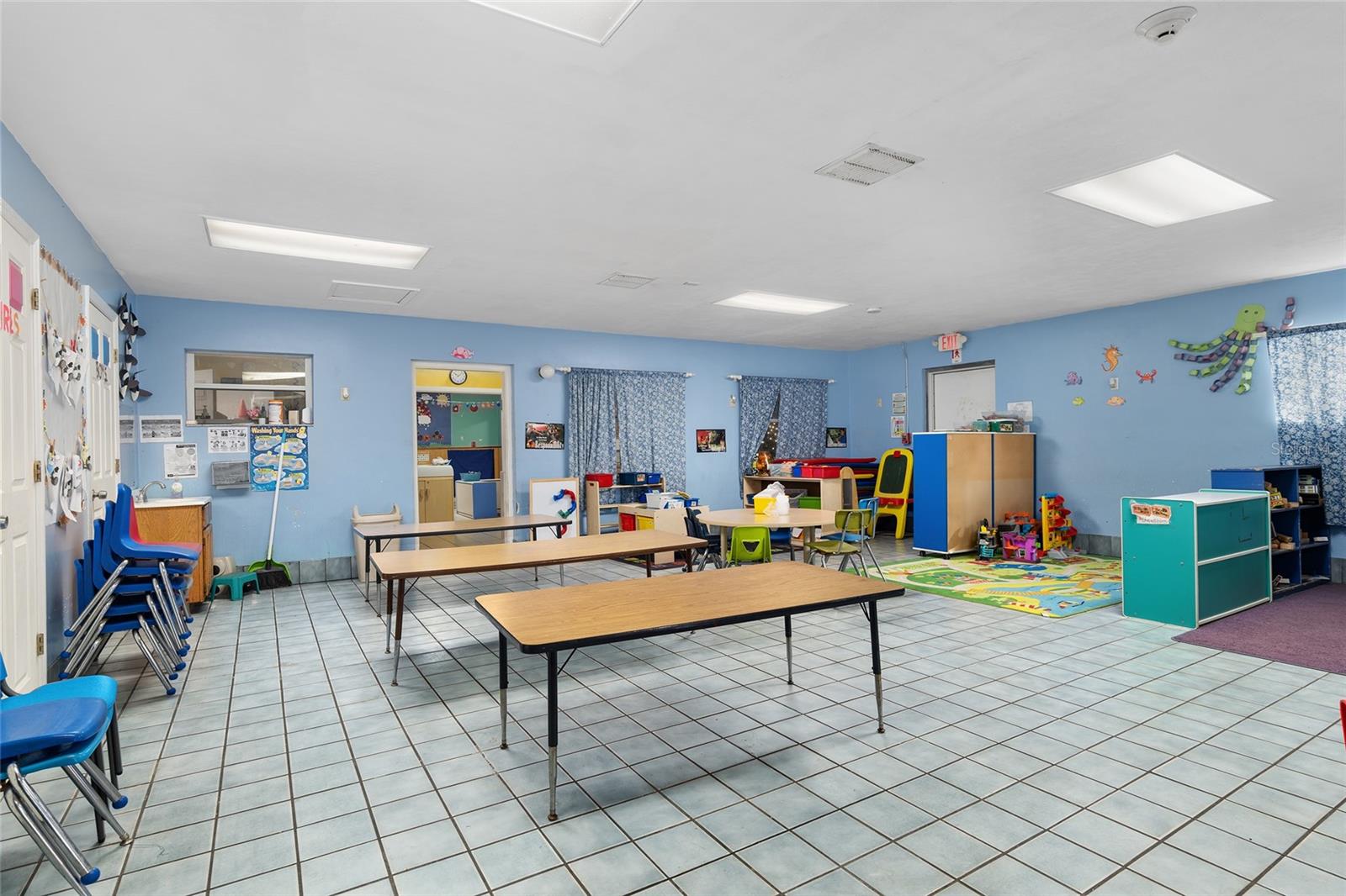 10228 N Division St Property Photo 28