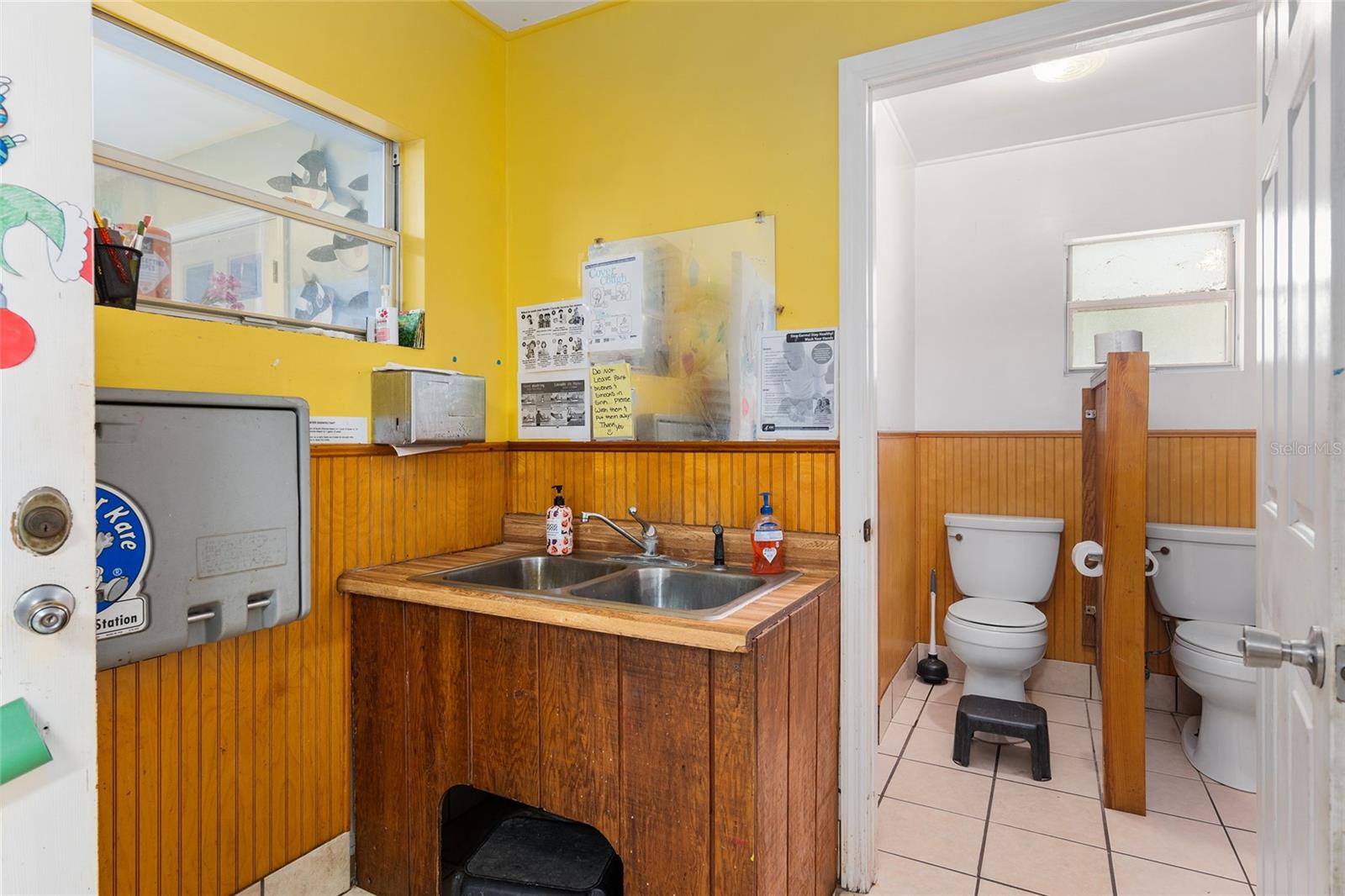 10228 N Division St Property Photo 37