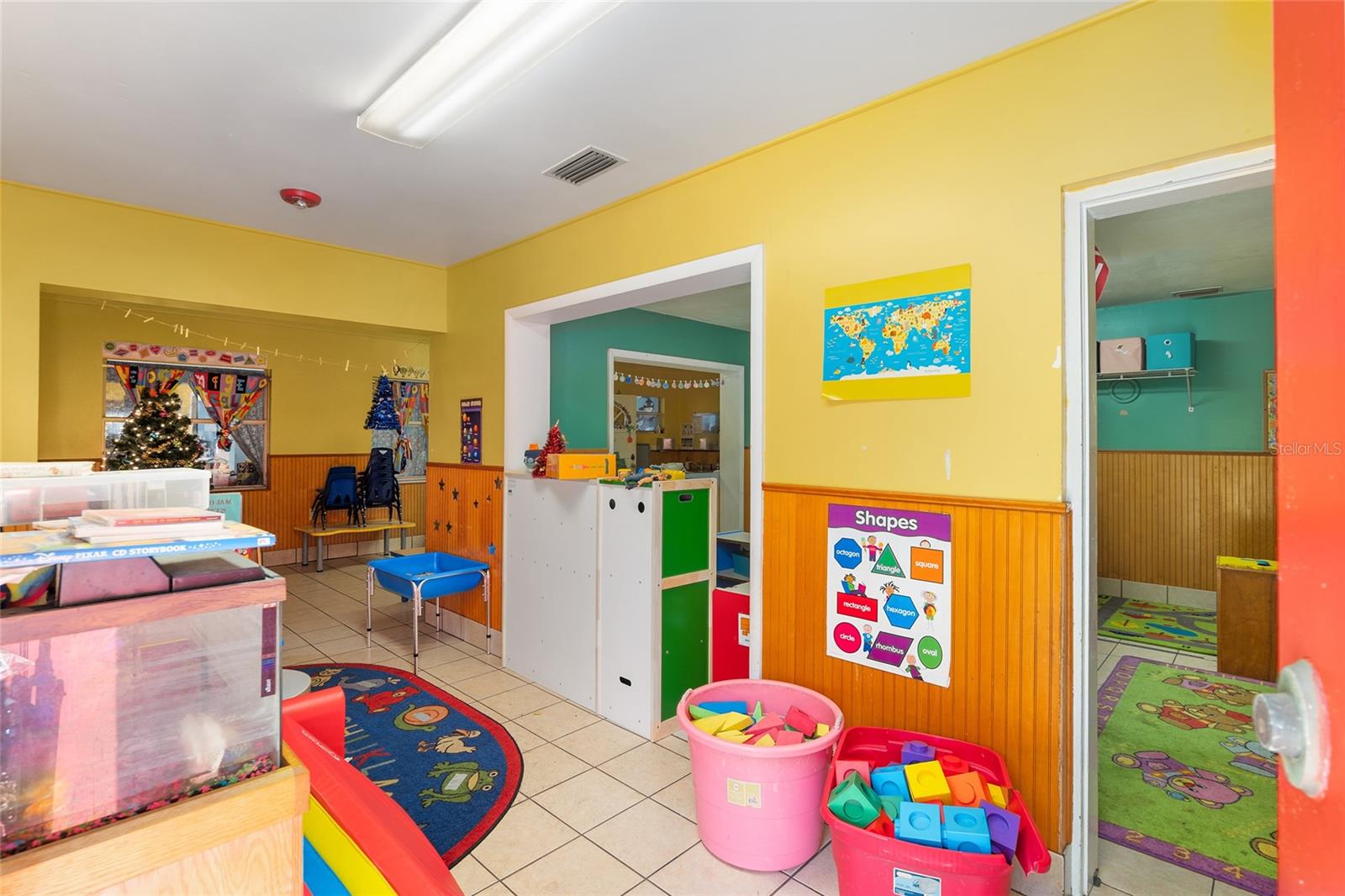 10228 N Division St Property Photo 40