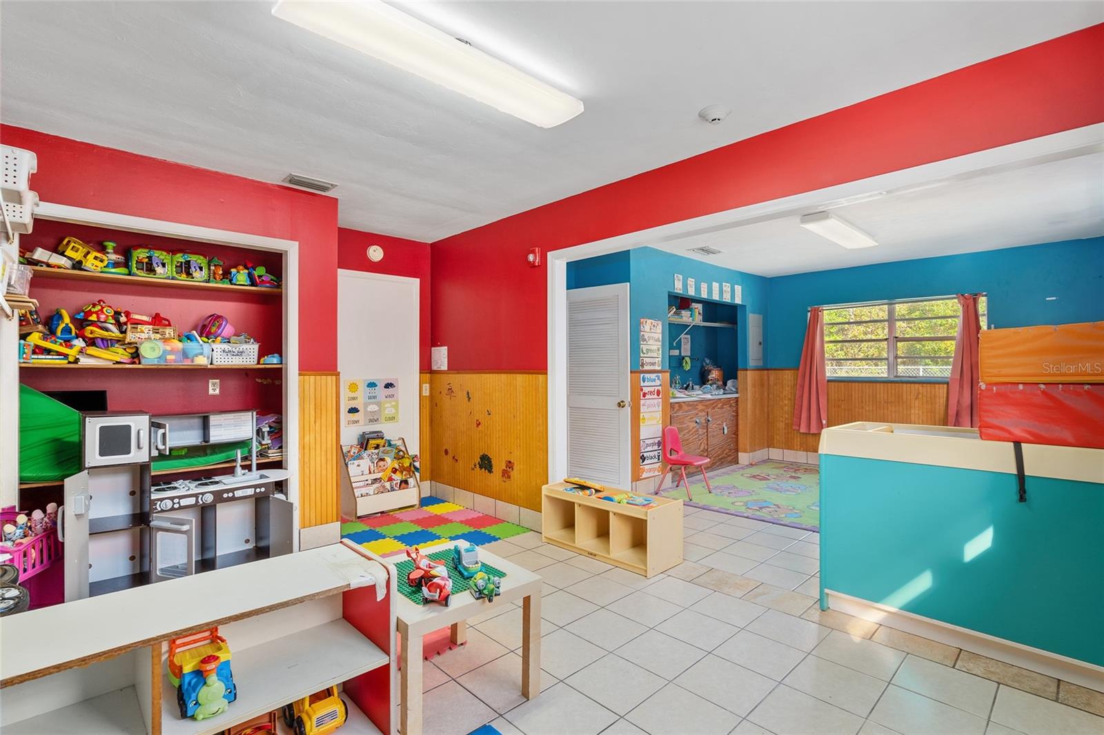 10228 N Division St Property Photo 56