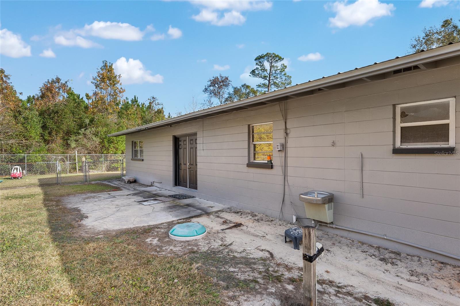 10228 N Division St Property Photo 58