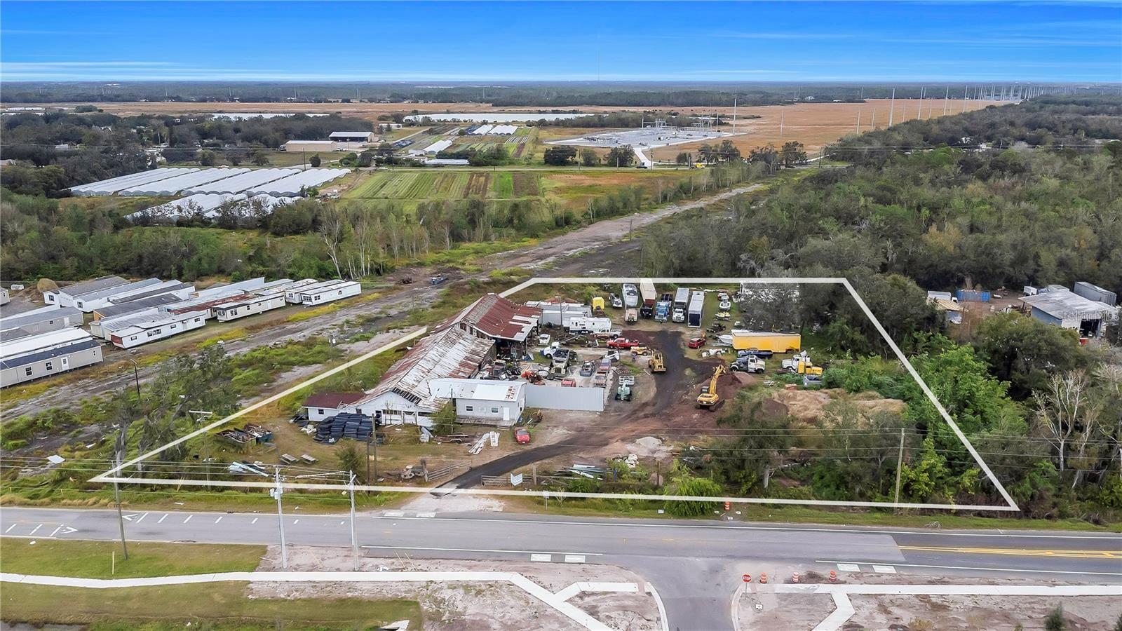 15058 Balm Rd Property Photo 6