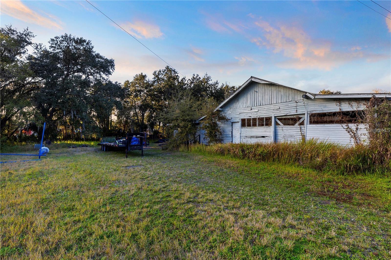 15058 Balm Rd Property Photo 14