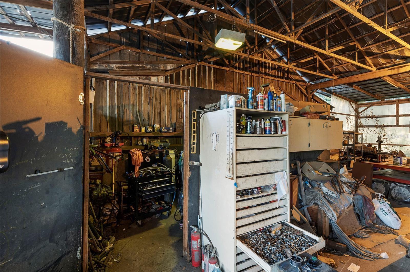 15058 Balm Rd Property Photo 18