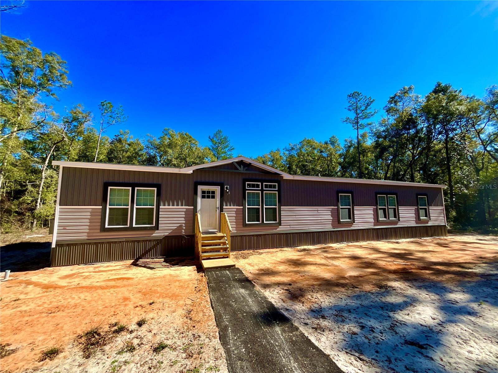 590 County Road 219 Property Photo